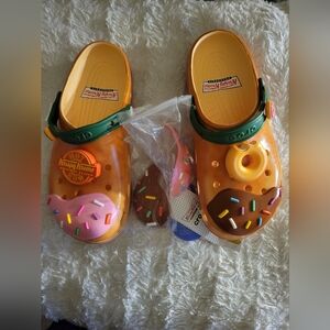 Unisex CROCS Krispy Kreme Classic Clog Woman Size 12      Men Size 10